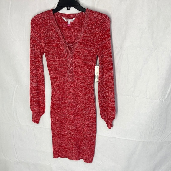 Relisted Red Ribbed metallic accent dress w lace up detail & stretch S M jrs - Picture 3 of 16